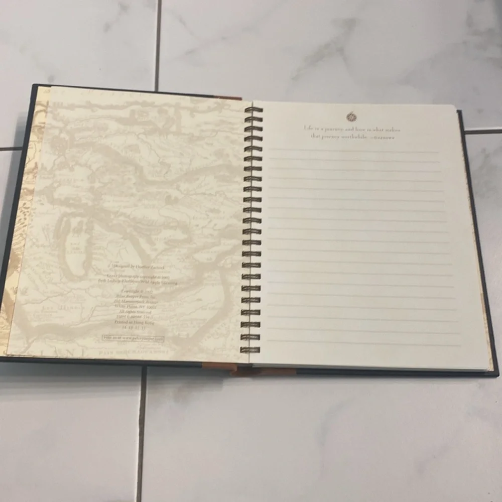 NWOT Celebrity cruises Voyages travel journal Evelyn Loeb Captains Club🚢